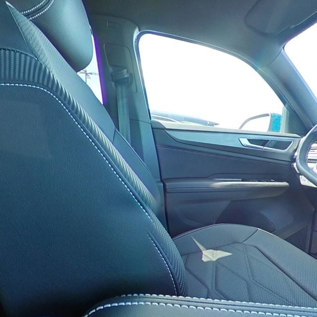 2025 Volkswagen Atlas Cross Sport 2.0T SE