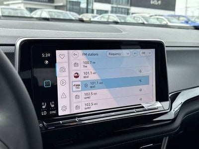 2026 Volkswagen Atlas Cross Sport 2.0T SEL Premium R-Line