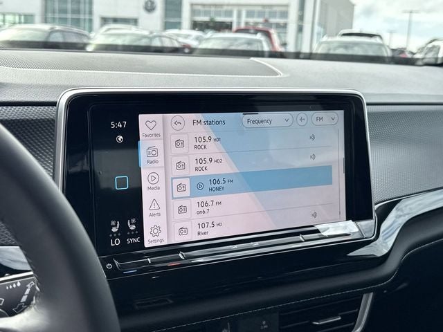 2026 Volkswagen Atlas Cross Sport 2.0T SEL Premium R-Line