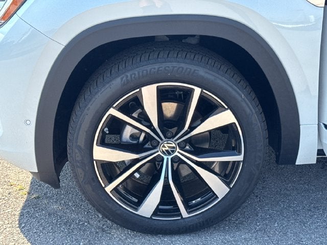 2026 Volkswagen Atlas Cross Sport SEL Premium R-Line