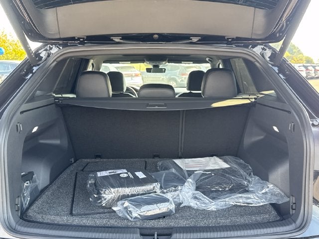 2026 Volkswagen Atlas Cross Sport SEL Premium R-Line