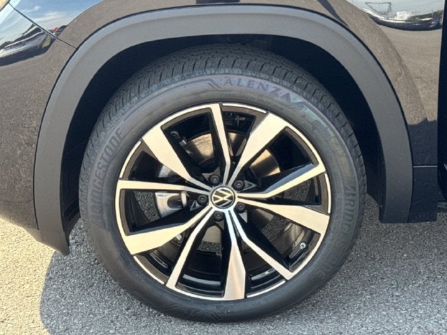 2026 Volkswagen Atlas Cross Sport SEL Premium R-Line