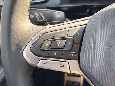 2026 Volkswagen Atlas Cross Sport SEL Premium R-Line