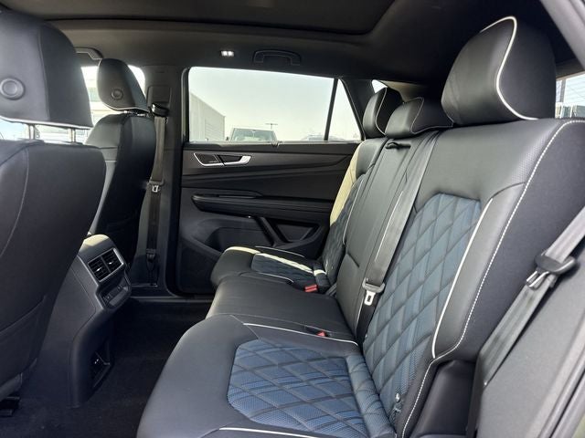 2026 Volkswagen Atlas Cross Sport 2.0T SEL Premium R-Line