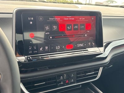 2026 Volkswagen Atlas Cross Sport SEL Premium R-Line