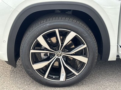 2026 Volkswagen Atlas Cross Sport SEL Premium R-Line
