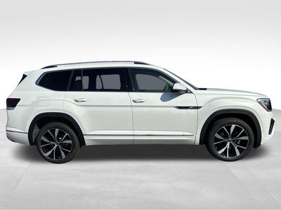 2026 Volkswagen Atlas 2.0T SEL Premium R-Line