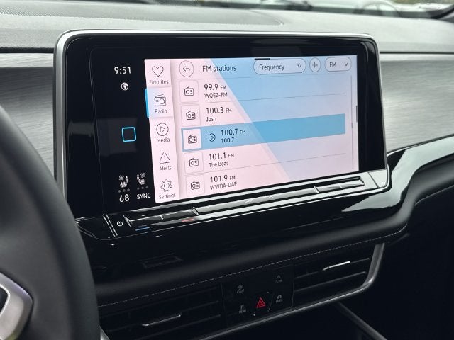 2026 Volkswagen Atlas Cross Sport SE w/Technology
