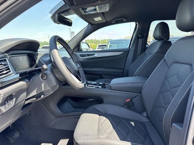 2026 Volkswagen Atlas Cross Sport 2.0T SE w/Technology