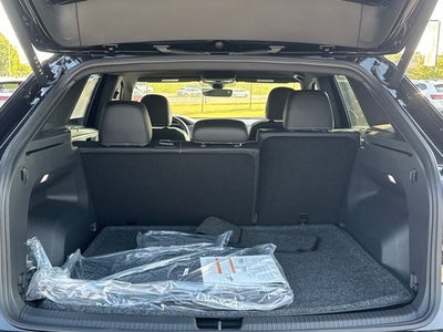 2026 Volkswagen Atlas Cross Sport SE w/Technology