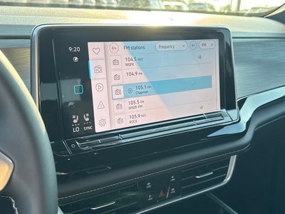 2026 Volkswagen Atlas Cross Sport SE w/Technology