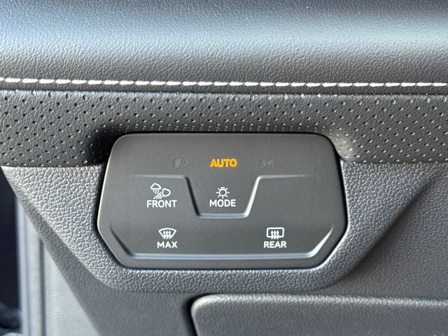 2026 Volkswagen Atlas Cross Sport SE w/Technology