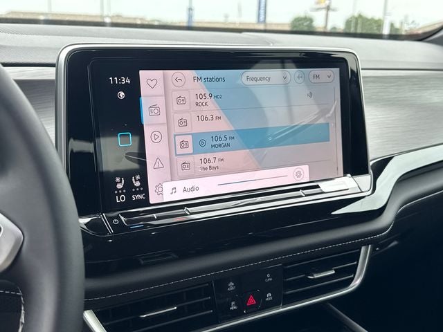 2026 Volkswagen Atlas Cross Sport SE w/Technology