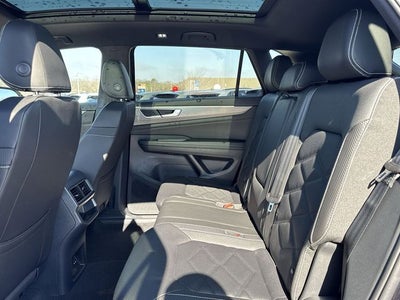 2026 Volkswagen Atlas Cross Sport 2.0T SE w/Technology