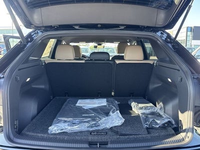 2026 Volkswagen Atlas Cross Sport 2.0T SE