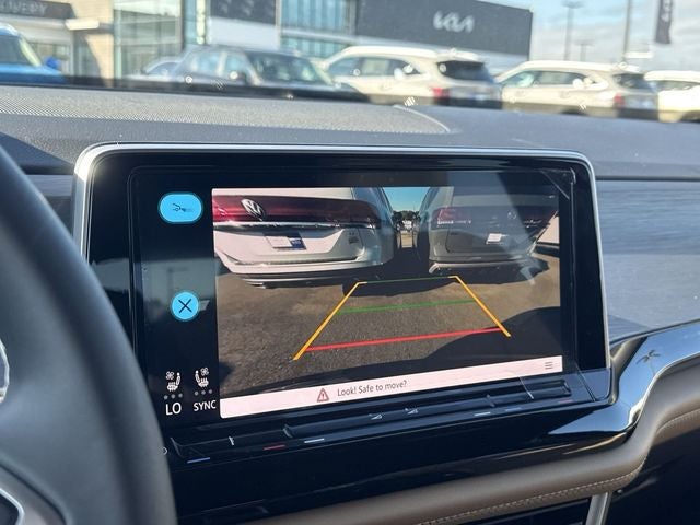 2026 Volkswagen Atlas Cross Sport 2.0T SE