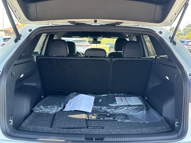 2026 Volkswagen Atlas Cross Sport SE