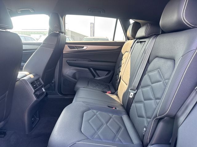 2026 Volkswagen Atlas Cross Sport SE