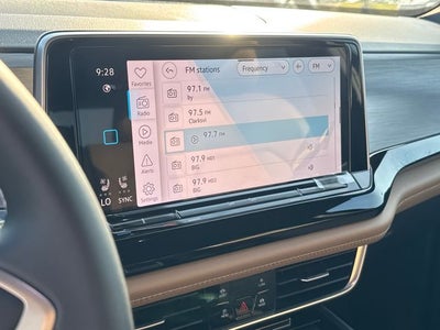 2026 Volkswagen Atlas Cross Sport SE w/Technology