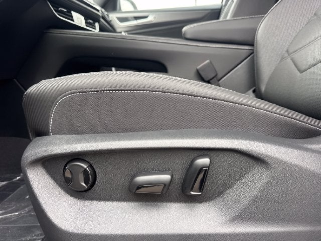 2026 Volkswagen Atlas Cross Sport SE w/Technology