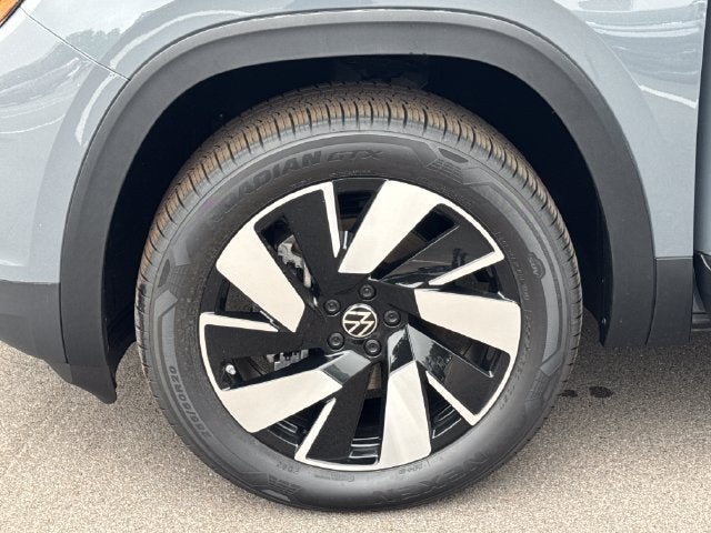 2026 Volkswagen Atlas Cross Sport SE w/Technology