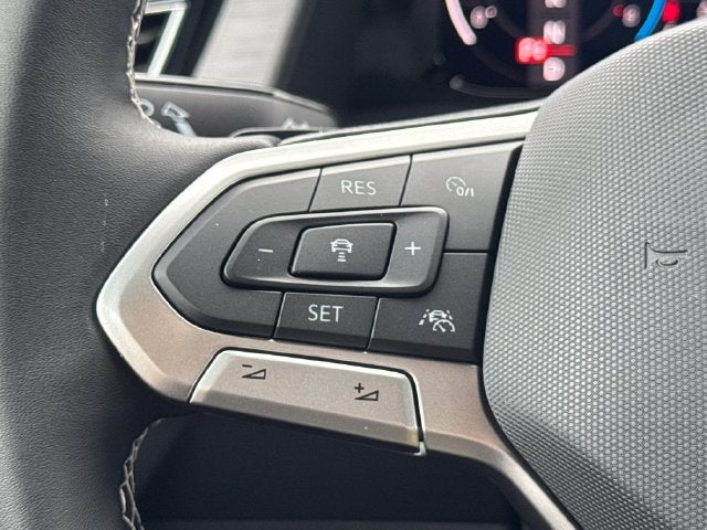2026 Volkswagen Atlas Cross Sport SE w/Technology