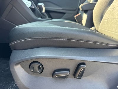 2026 Volkswagen Taos 1.5T SE Black
