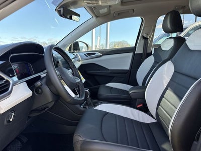 2026 Volkswagen Taos 1.5T SEL