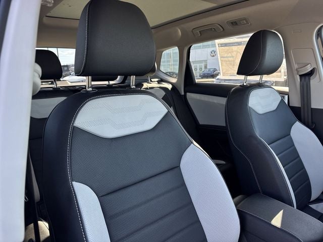 2026 Volkswagen Taos 1.5T SEL