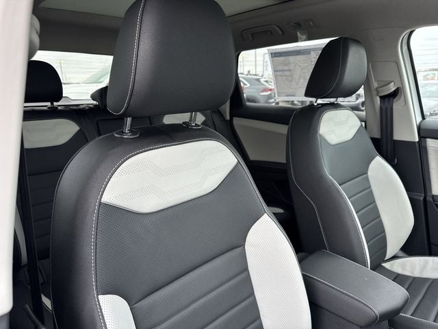 2026 Volkswagen Taos 1.5T SEL