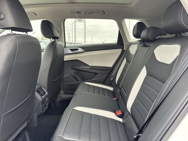 2026 Volkswagen Taos 1.5T SEL