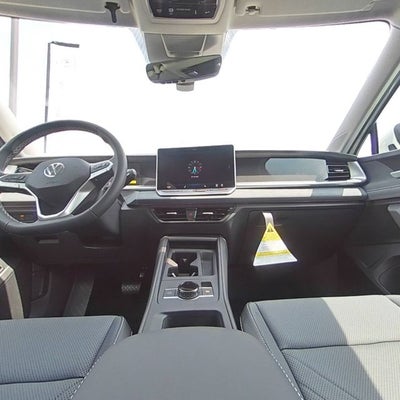 2025 Volkswagen Tiguan 2.0T SE
