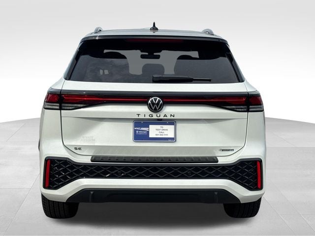 2026 Volkswagen Tiguan 2.0T SE R-Line Black