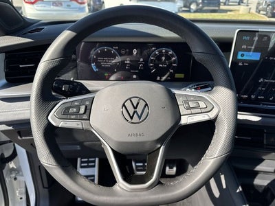 2026 Volkswagen Tiguan 2.0T SE R-Line Black