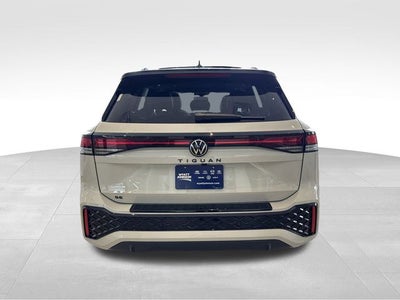 2026 Volkswagen Tiguan 2.0T SE R-Line Black