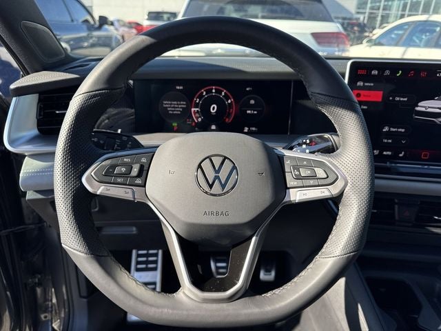 2026 Volkswagen Tiguan 2.0T SE R-Line Black