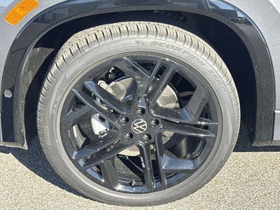 2026 Volkswagen Tiguan 2.0T SE R-Line Black