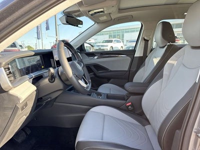 2025 Volkswagen Tiguan 2.0T SE