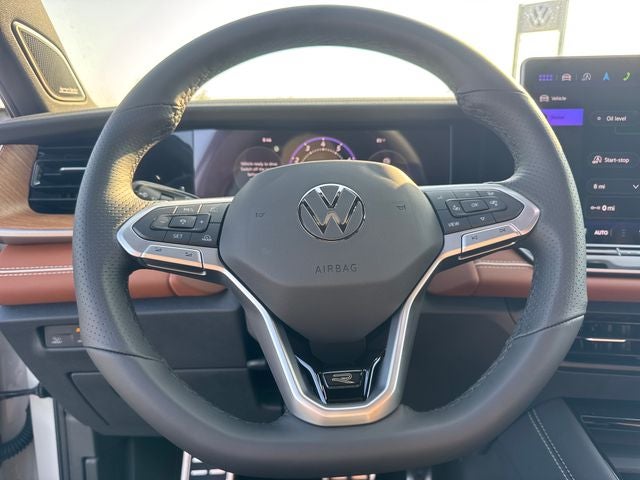 2026 Volkswagen Tiguan SEL R-Line Turbo