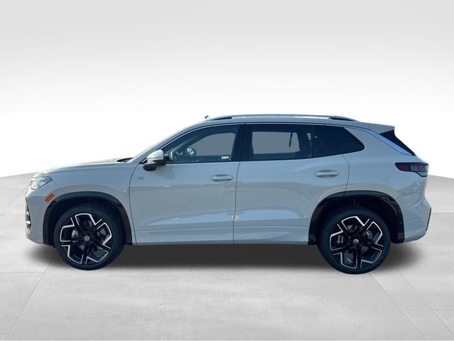 2026 Volkswagen Tiguan SEL R-Line Turbo