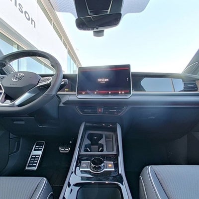 2026 Volkswagen Tiguan 2.0T SEL R-Line Turbo