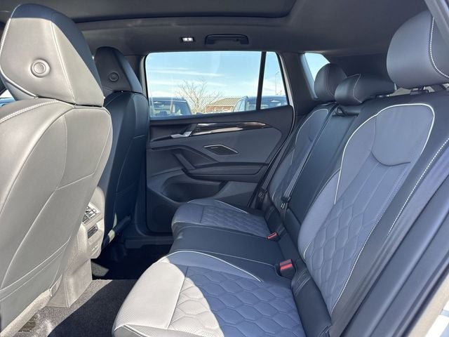 2026 Volkswagen Tiguan 2.0T SEL R-Line Turbo