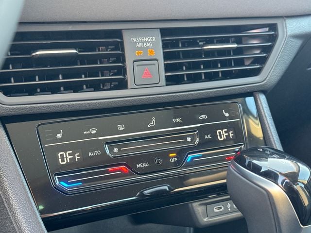 2027 Volkswagen Jetta 1.5T SE