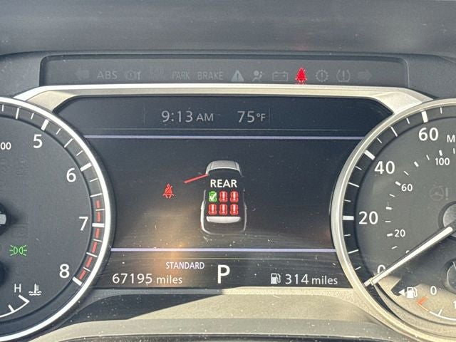 2024 Nissan Pathfinder SV