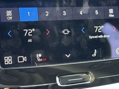 2024 Volvo S60 B5 Plus Dark Theme