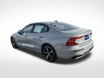 2024 Volvo S60 B5 Plus Dark Theme