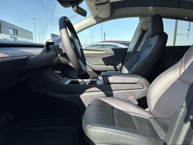 2025 Tesla Model Y Long Range