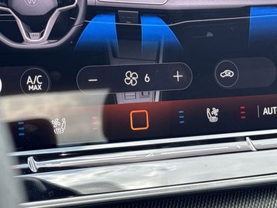 2025 Volkswagen Golf GTI 2.0T SE