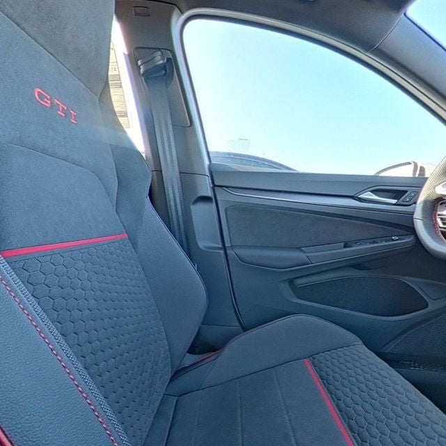 2026 Volkswagen Golf GTI 2.0T SE