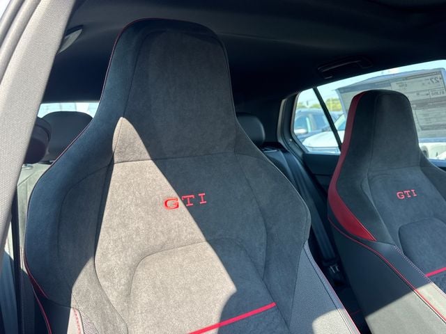 2026 Volkswagen Golf GTI SE